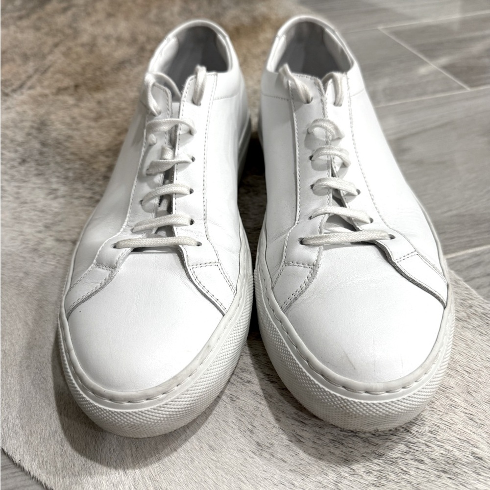 Common Project sneaker EU 42, men’s 8.5 US
